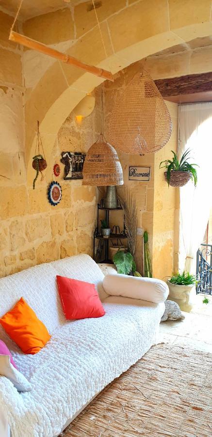 Bedroom Buddha External Bathroom Kerċem Exterior foto