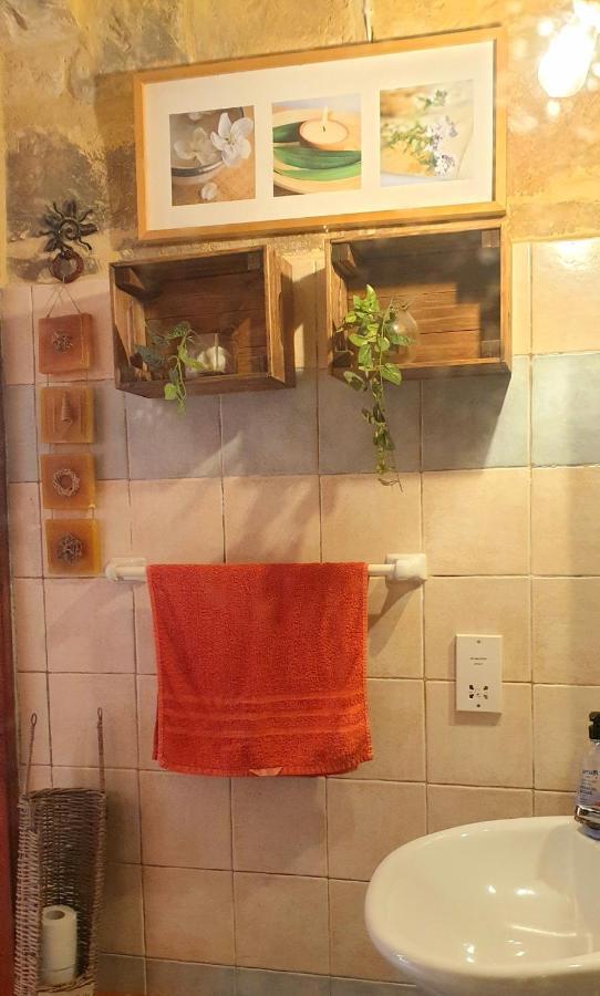 Bedroom Buddha External Bathroom Kerċem Exterior foto