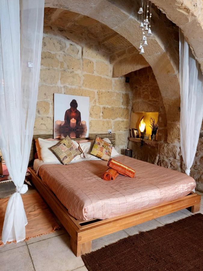 Bedroom Buddha External Bathroom Kerċem Exterior foto