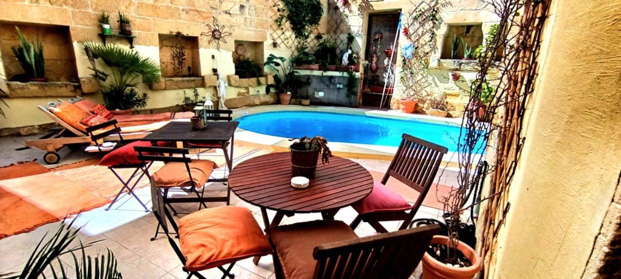 Bedroom Buddha External Bathroom Kerċem Exterior foto
