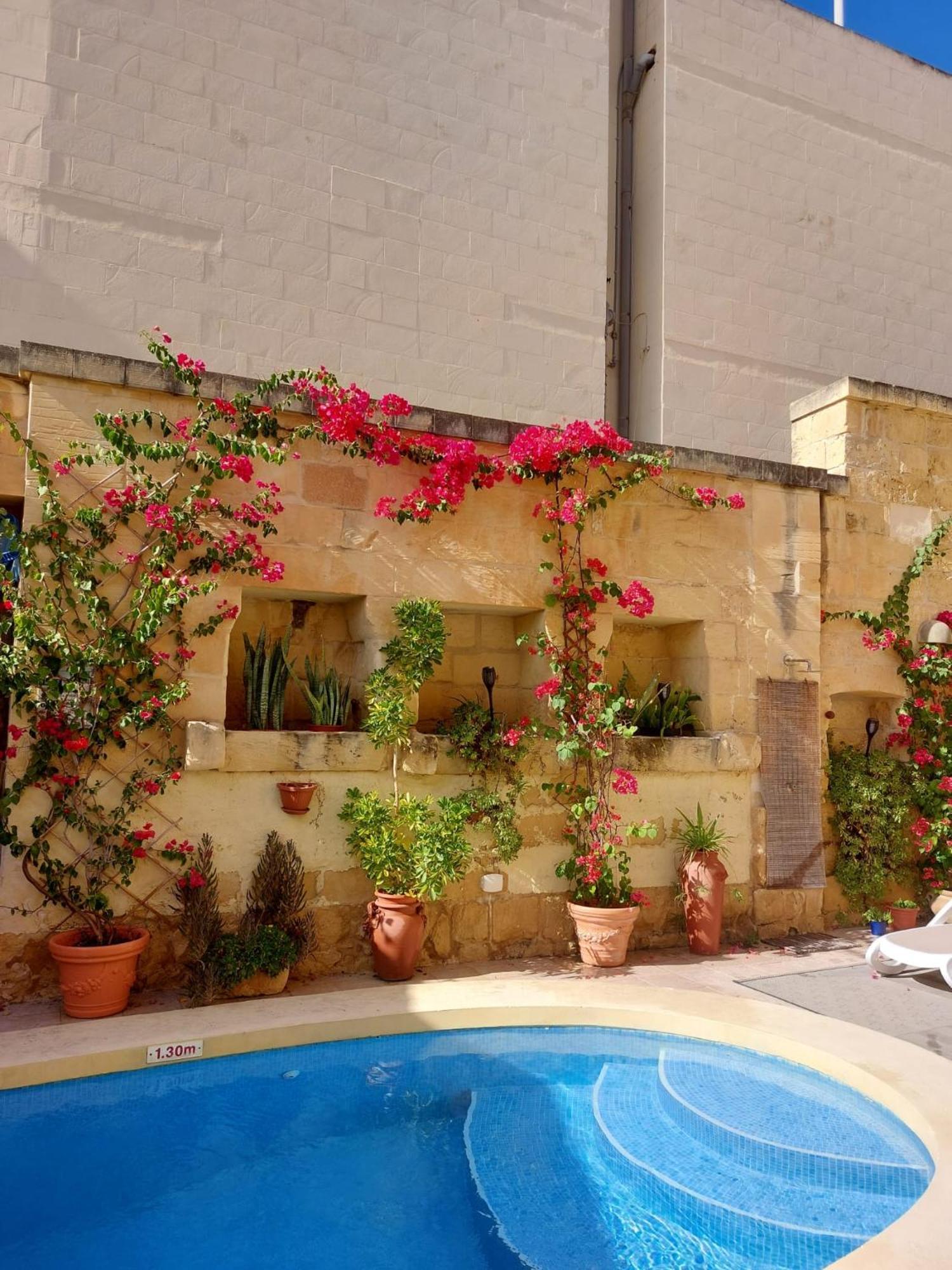 Bedroom Buddha External Bathroom Kerċem Exterior foto